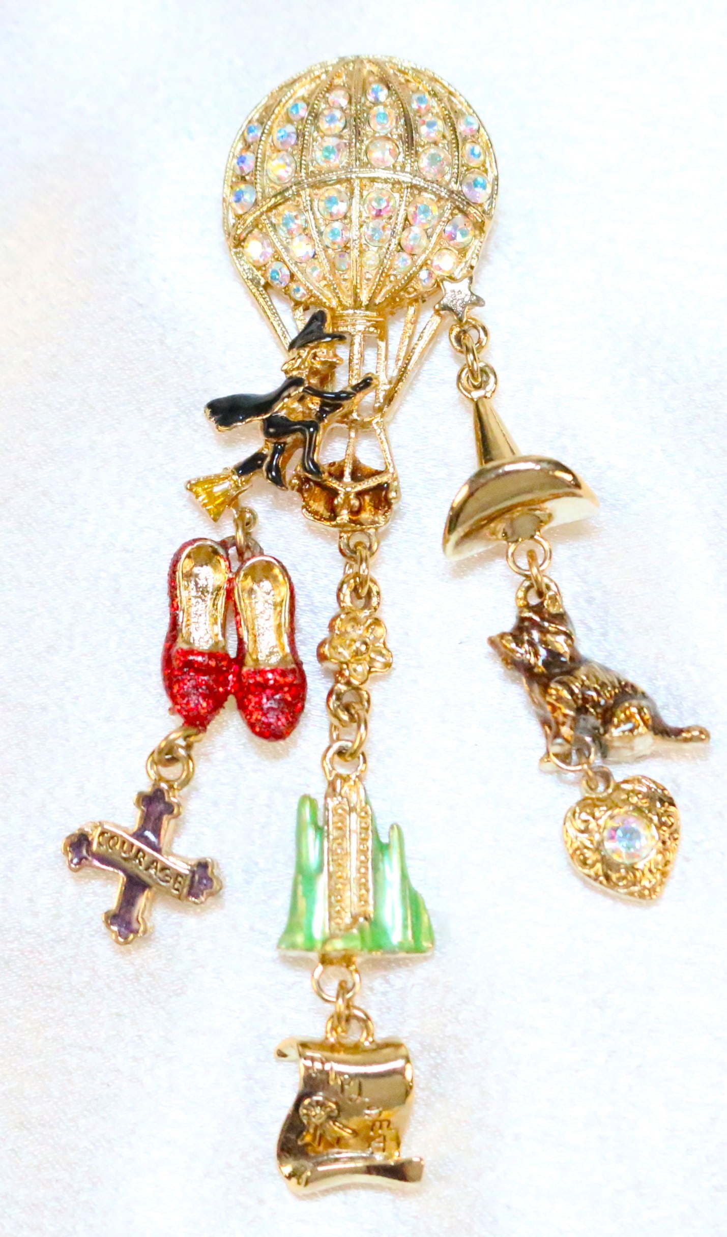 Kirks Folly RARE WIZARD OF OZ Balloon Ruby slippers toto castle brooch (1 of 3)