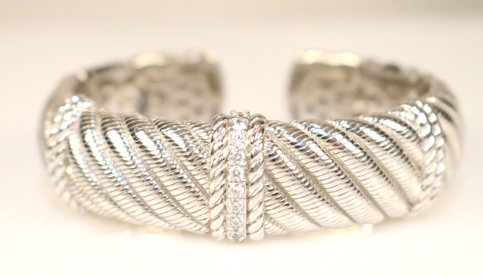LIKE NEW Judith Ripka Sterling Silver Wide Rope Twist Textured CZ cuff Bracelet in the box (1 of 6)