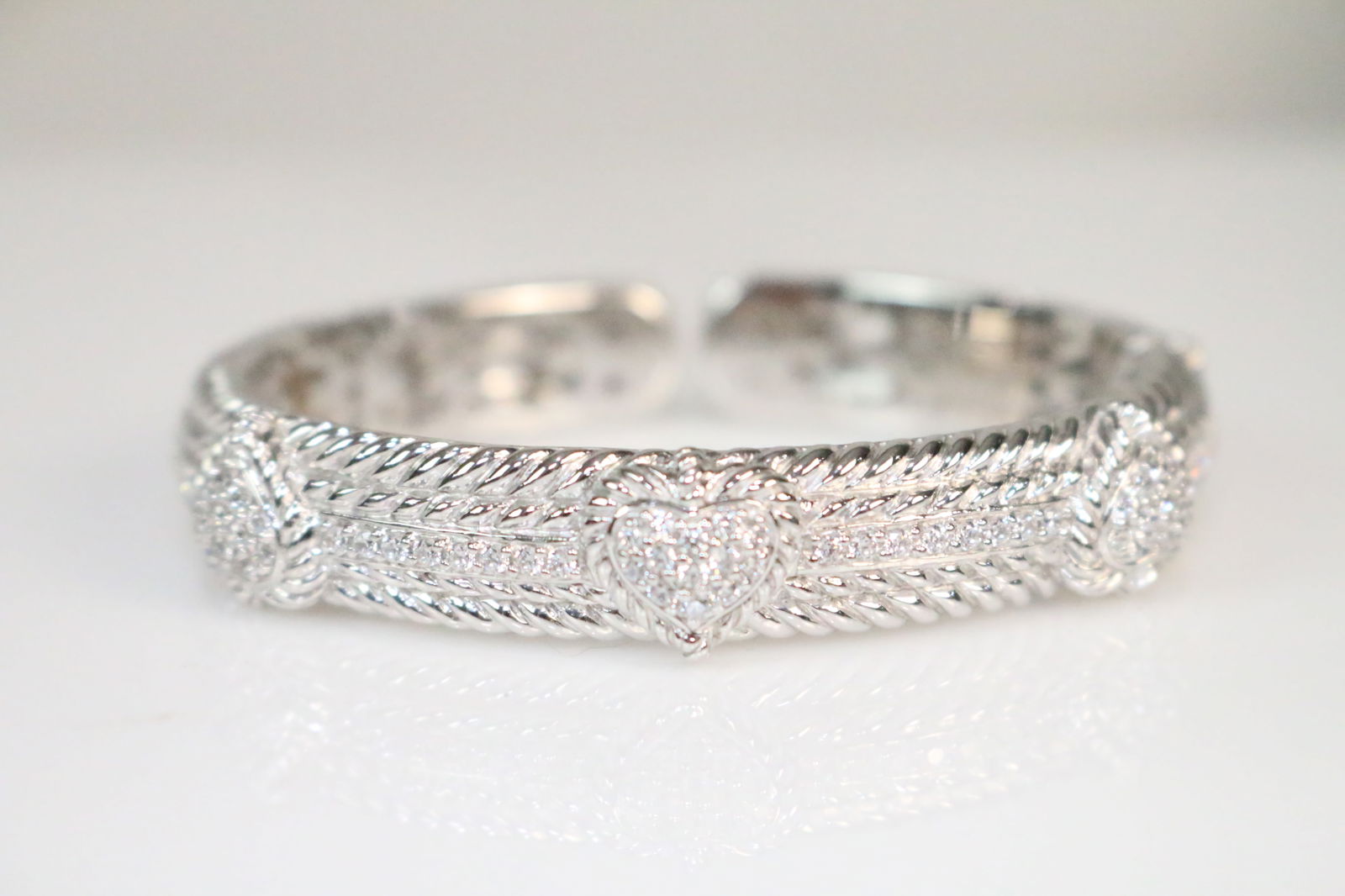 LIKE NEW Judith Ripka Sterling Silver Wide Heart CZ Diamonique Cuff Bracelet in the box (1 of 6)