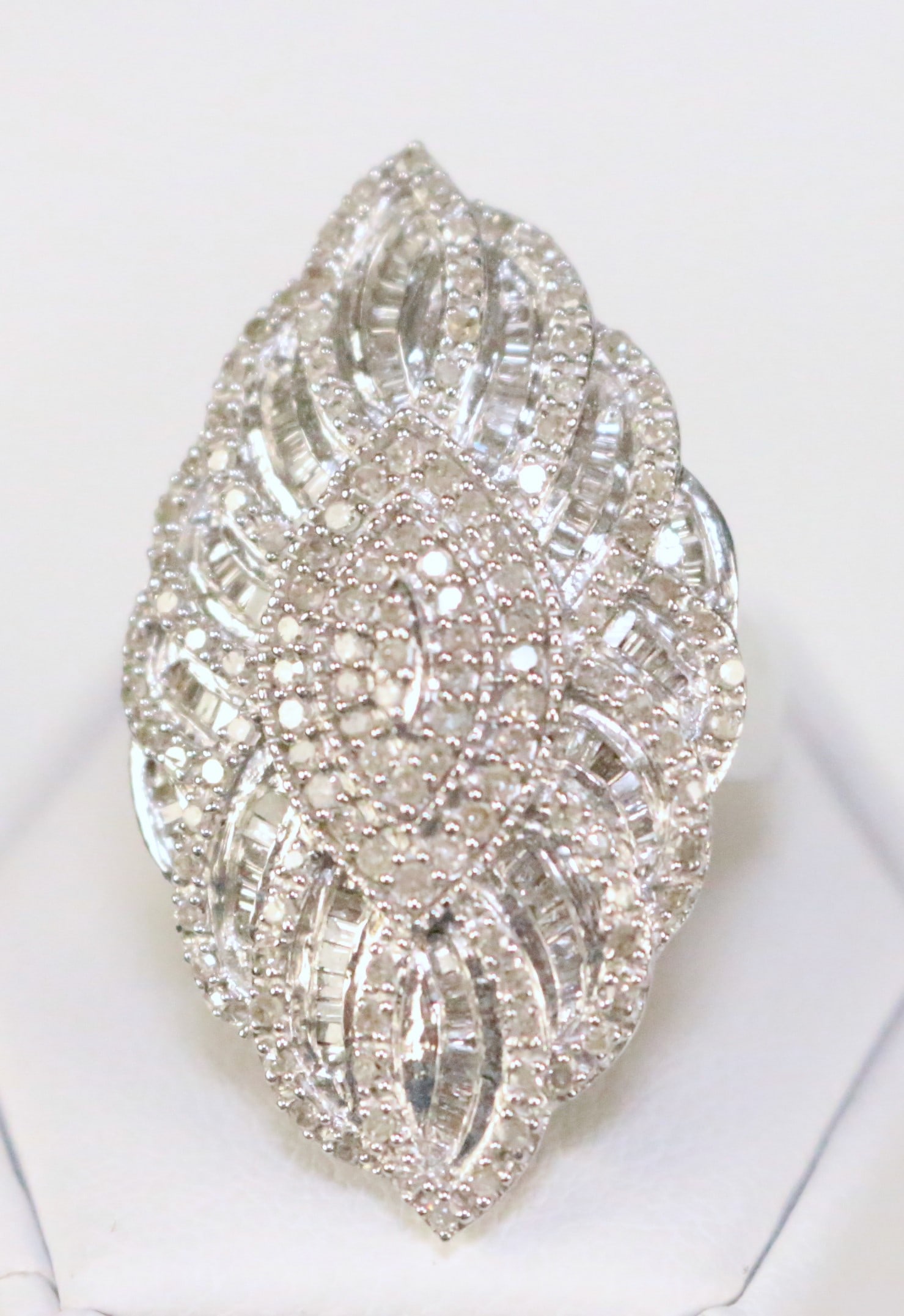 Brand NEW JTV Diamond Cocktail Ring Rhodium over Sterling In box. 6.7 dwt. Ring size 7.25 (1 of 4)
