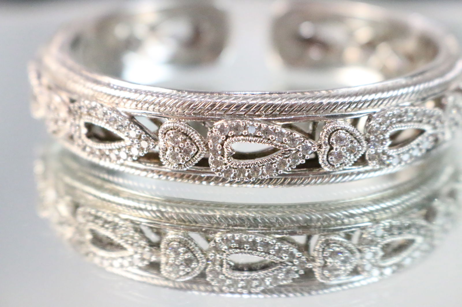 RARE Judith Ripka Sterling Silver All Hearts CZ's  Cuff Bracelet (1 of 4)