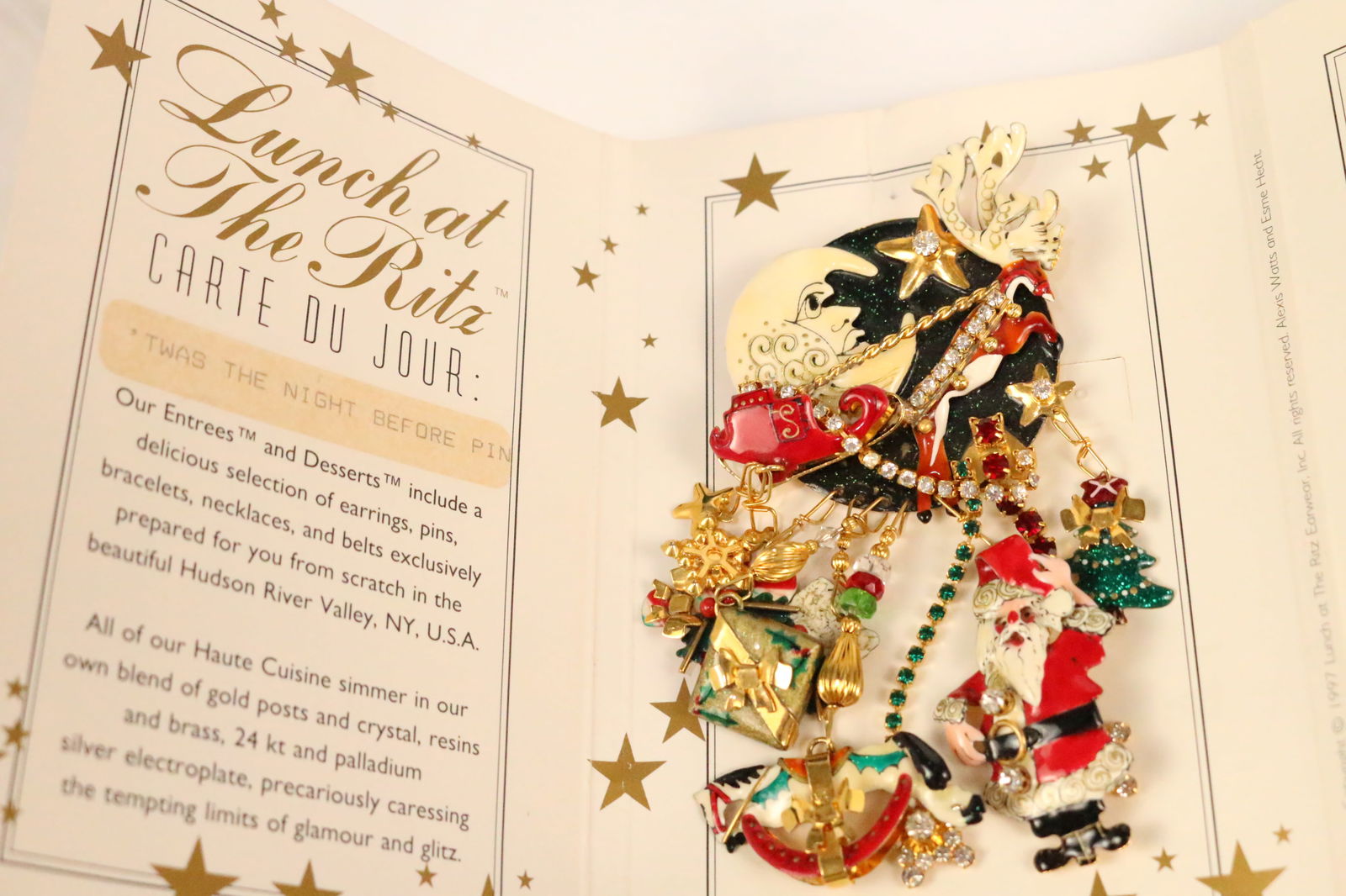 Lunch at the Ritz 24kt Gold Plate Twas The Night Before Christmas Brooch Pendant (1 of 7)
