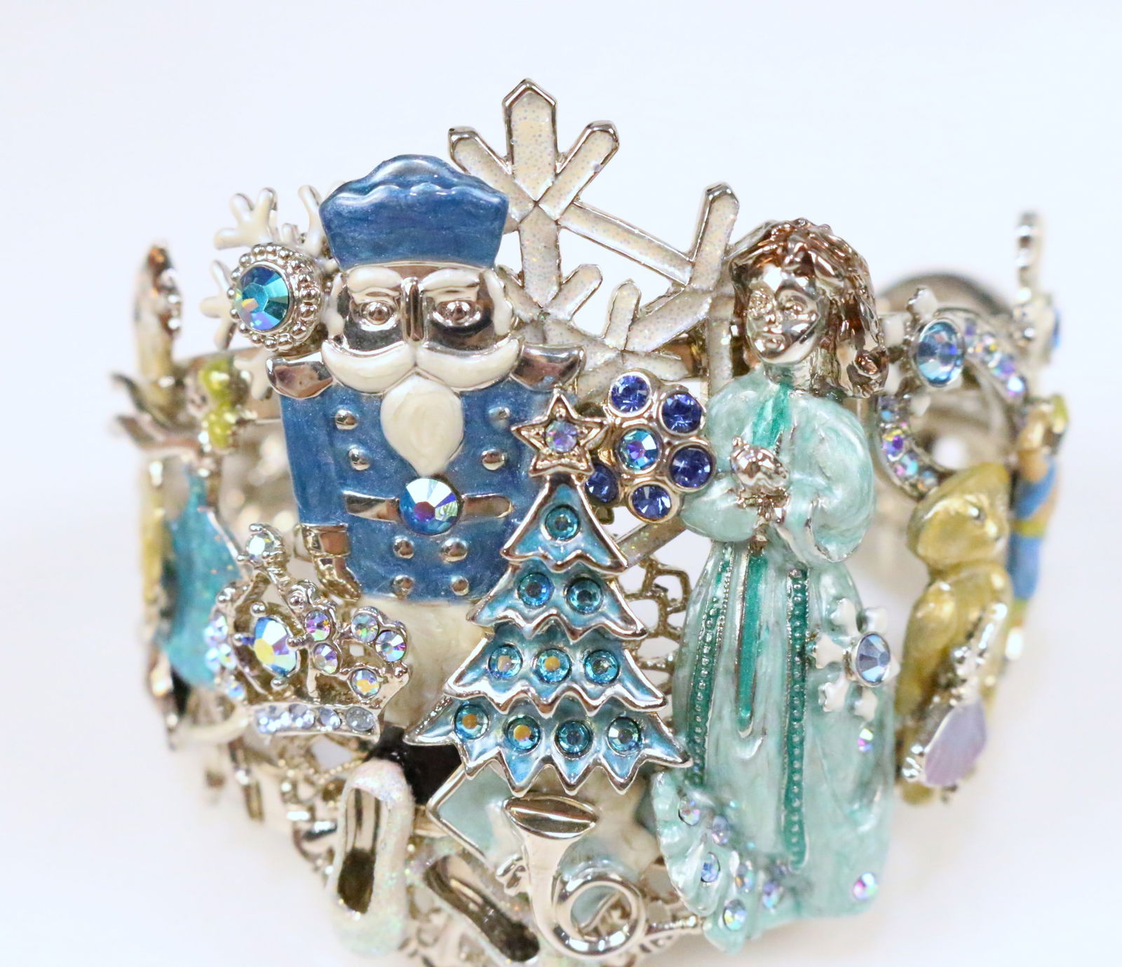 BRAND NEW Kirks Folly Kirks Folly Silver tone The Nutcracker Ballet Christmas CUFF bracelet (1 of 6)