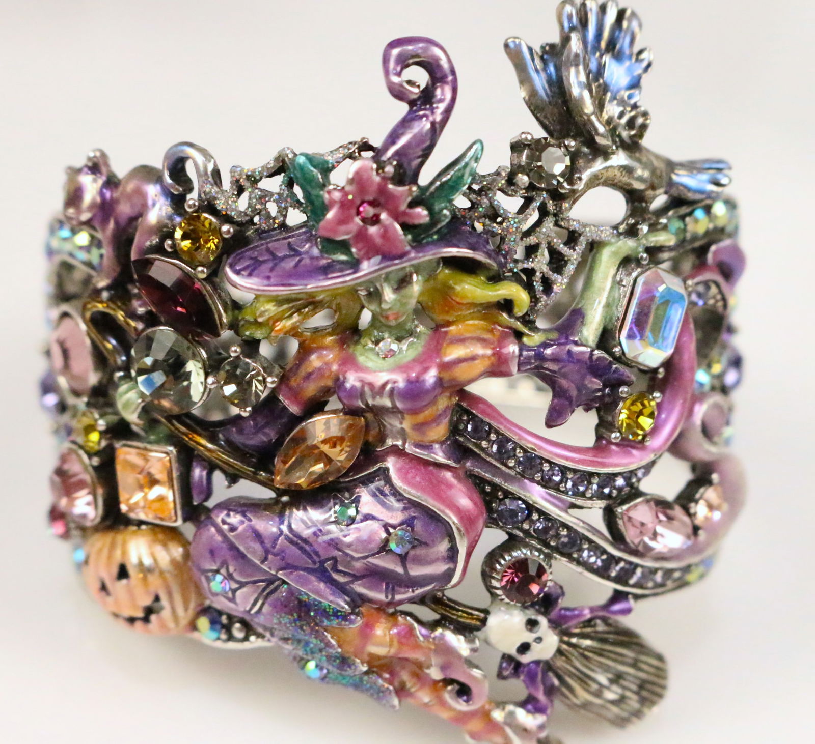 NEW Kirks Folly Halloween Witch Diva Huge Cuff Bracelet (1 of 5)