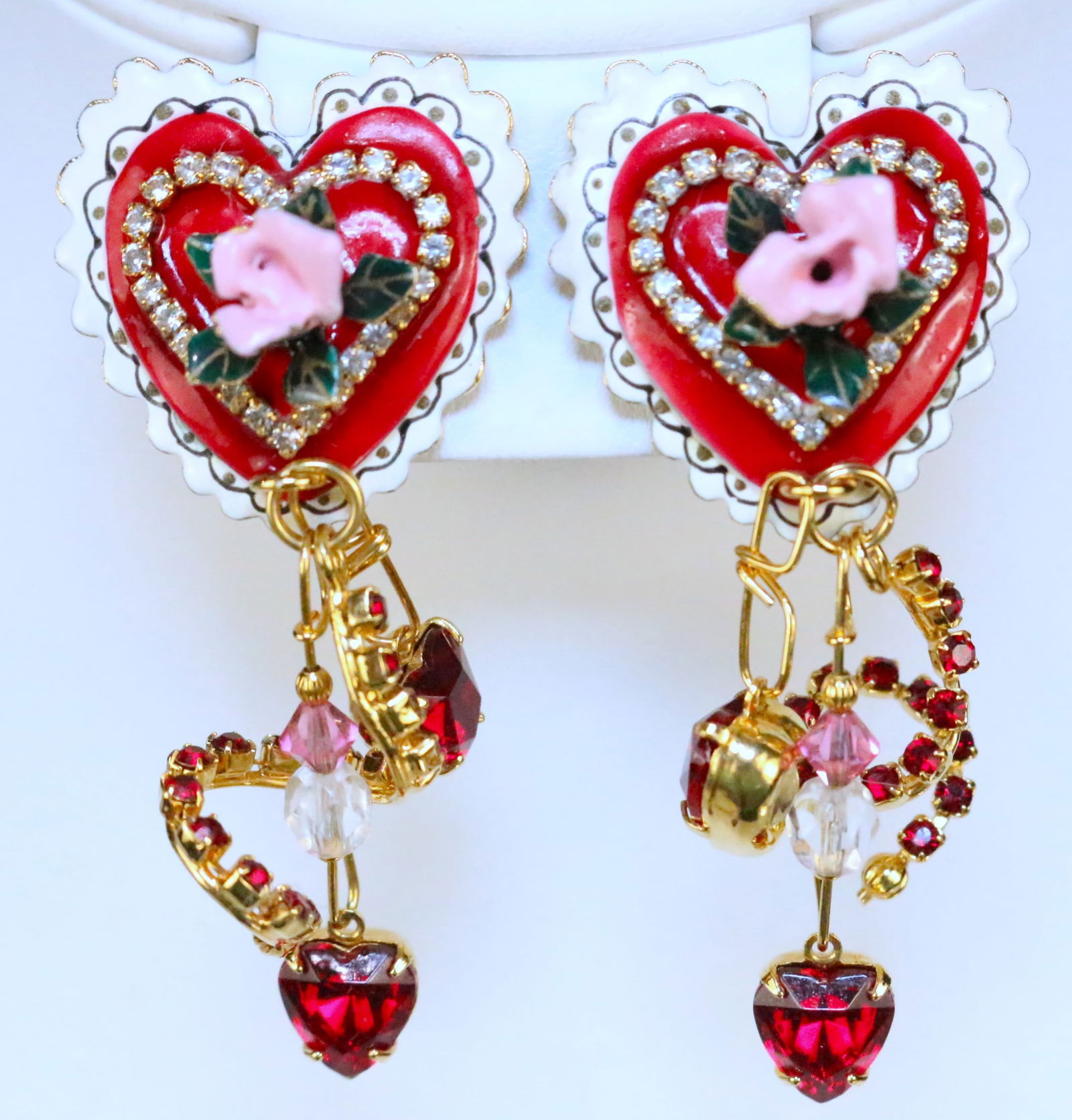 Lunch At The Ritz USA Heart Roses Valentines Dangle Earrings (1 of 3)