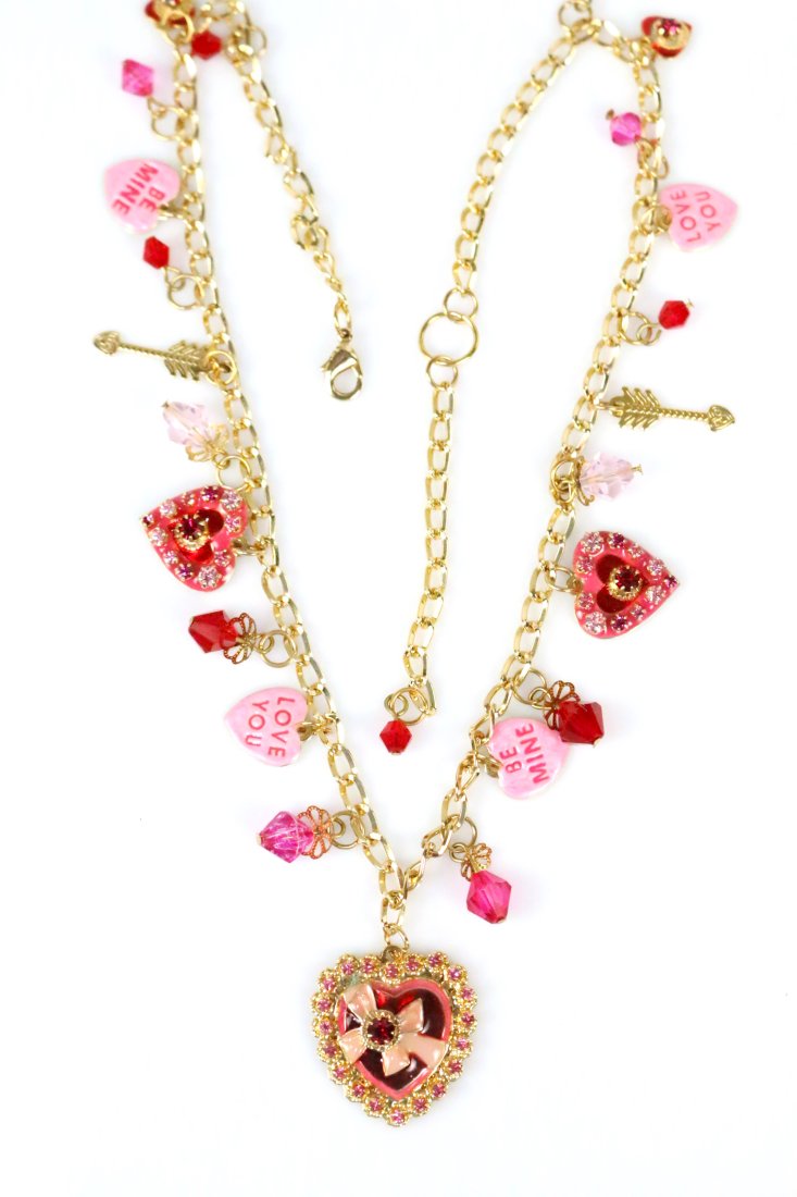 Lunch At The Ritz Heart Valentines Charm Necklace: Beautiful LATR 2 GO Lunch at The Ritz 24kt gold plated necklace with lads of enamel and crystal heart charms like candy hearts, candy box heart with crystals, arrows and beads. This is 21" long with t
