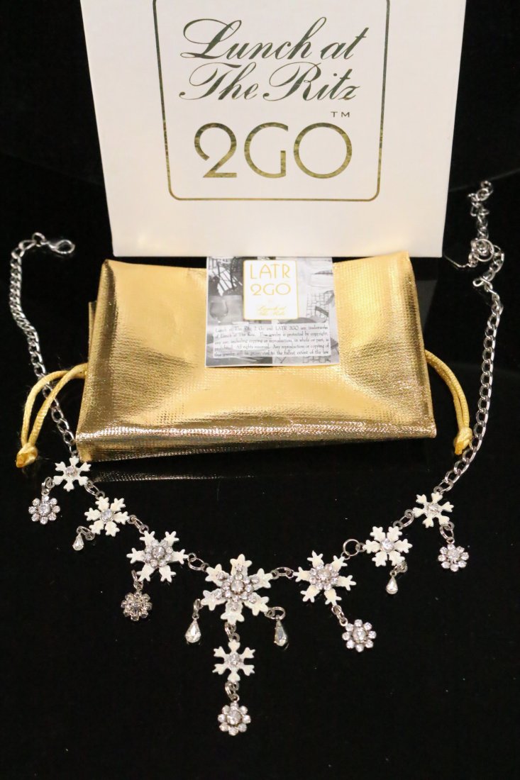 NEW Lunch at The ritz SNOWFLAKE Snow palladium Silver Necklace (1 of 6)