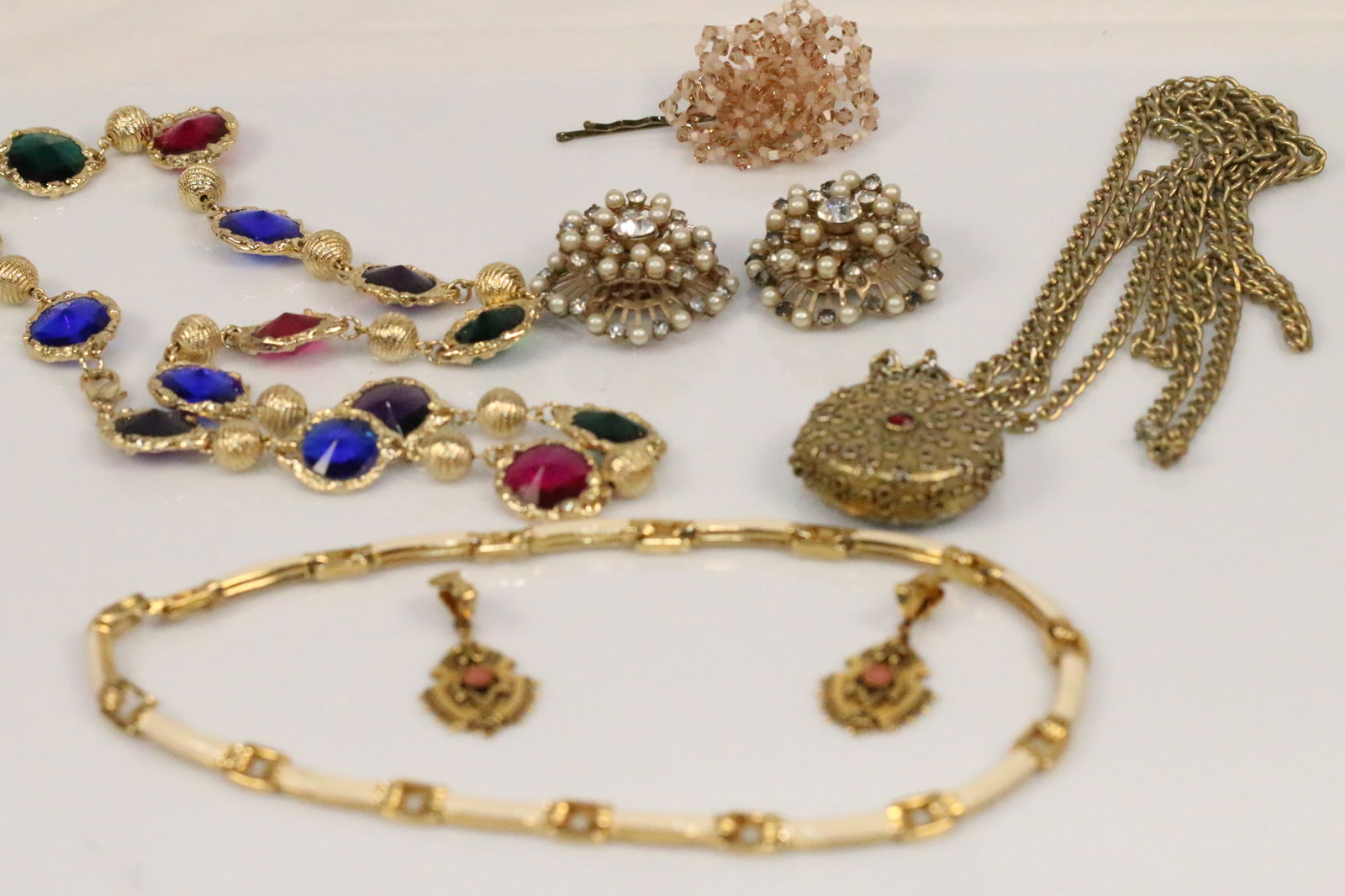 9 piece Lot of Vintage Earrings, Necklaces,& hair pin includes Hattie Carnegie (1 of 7)