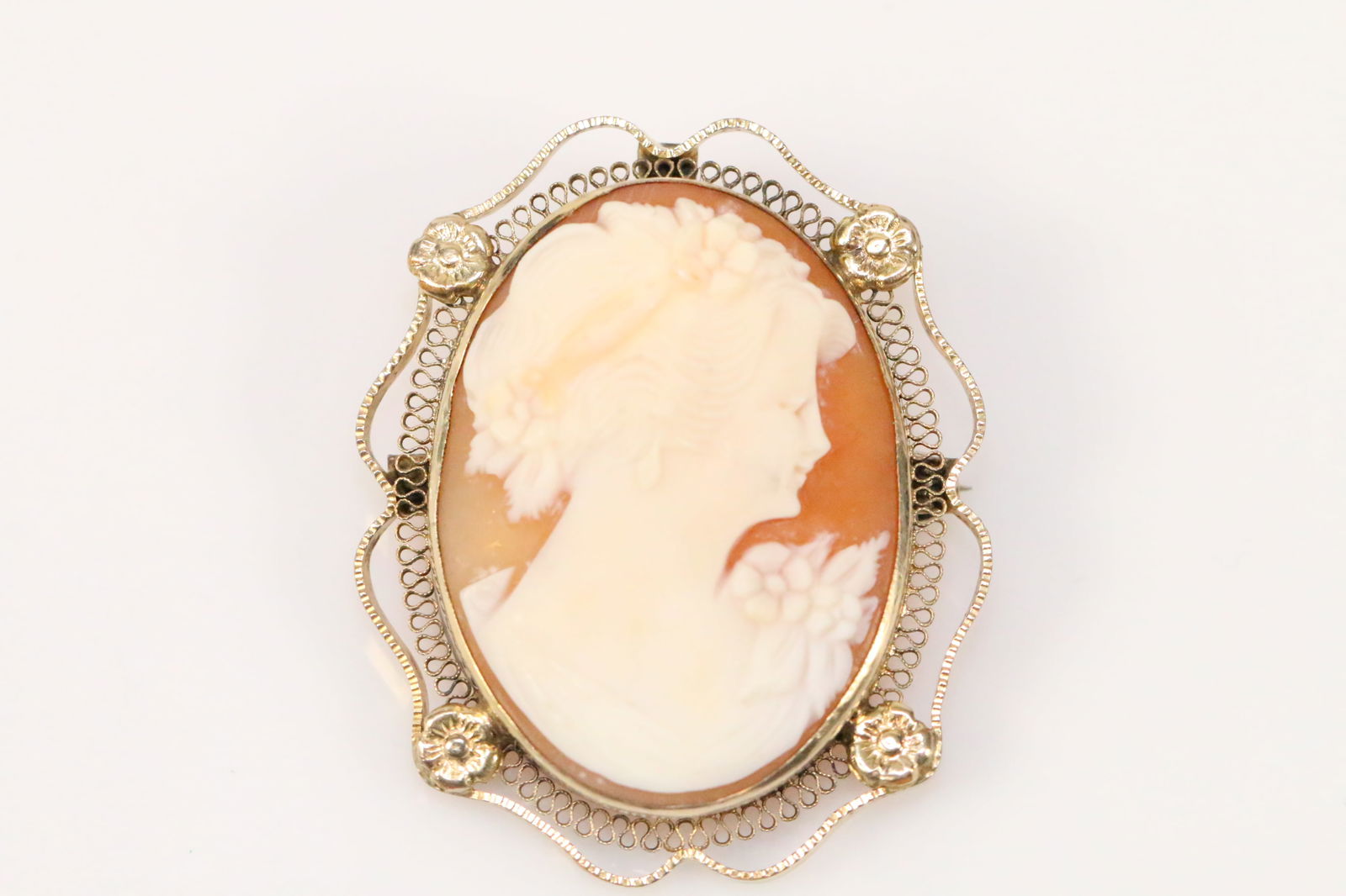Vintage 12kt gold filled Victorian Cameo brooch pendant (1 of 5)
