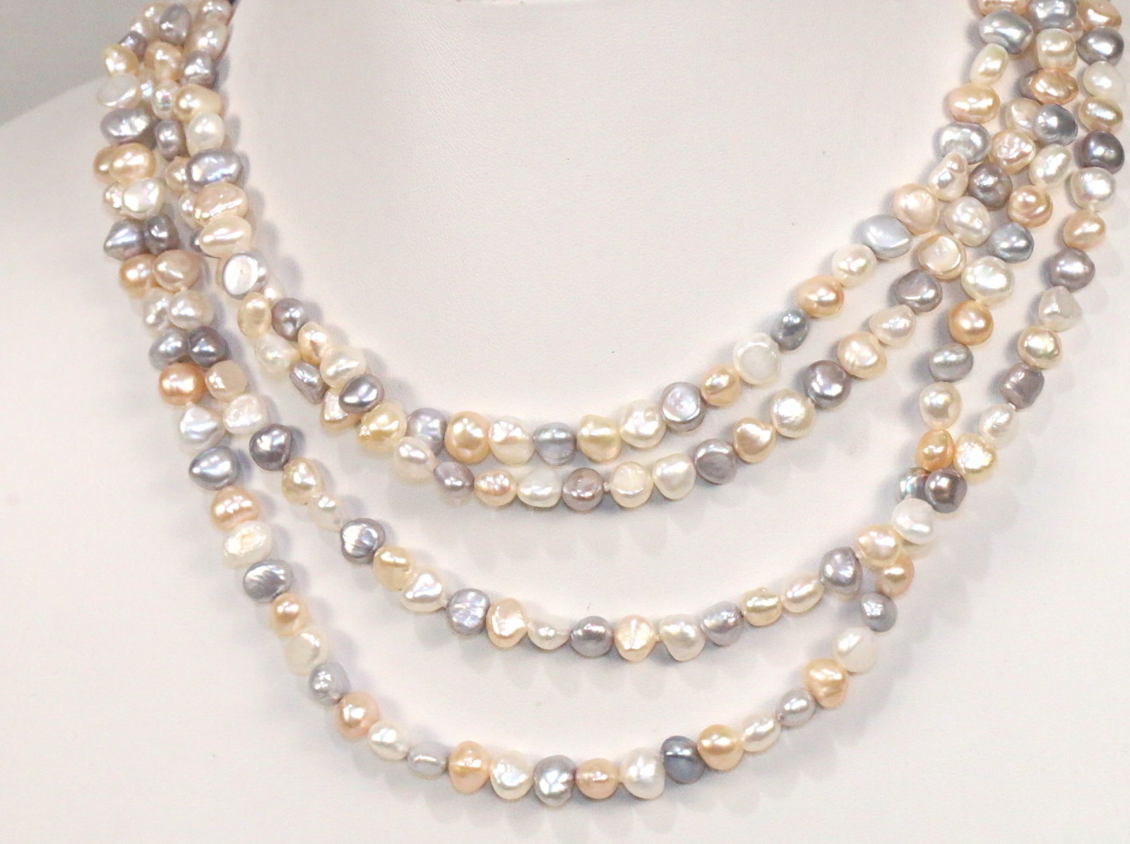 Lot of 2 NEW HONORA Genuine Pastel Cultured Pearl Necklaces (1 of 2)