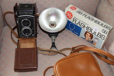 VERY RARE Rolleicord Vintage Camera & Flash plus  accessories