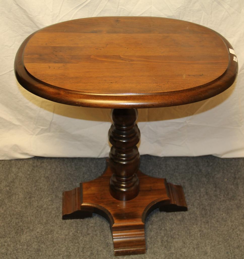 Vintage Style Oval Wooden Pedestal Table: Oval wooden pedestal table. Little knicks on top. Approx. 25" h x 18" w x 24" d.