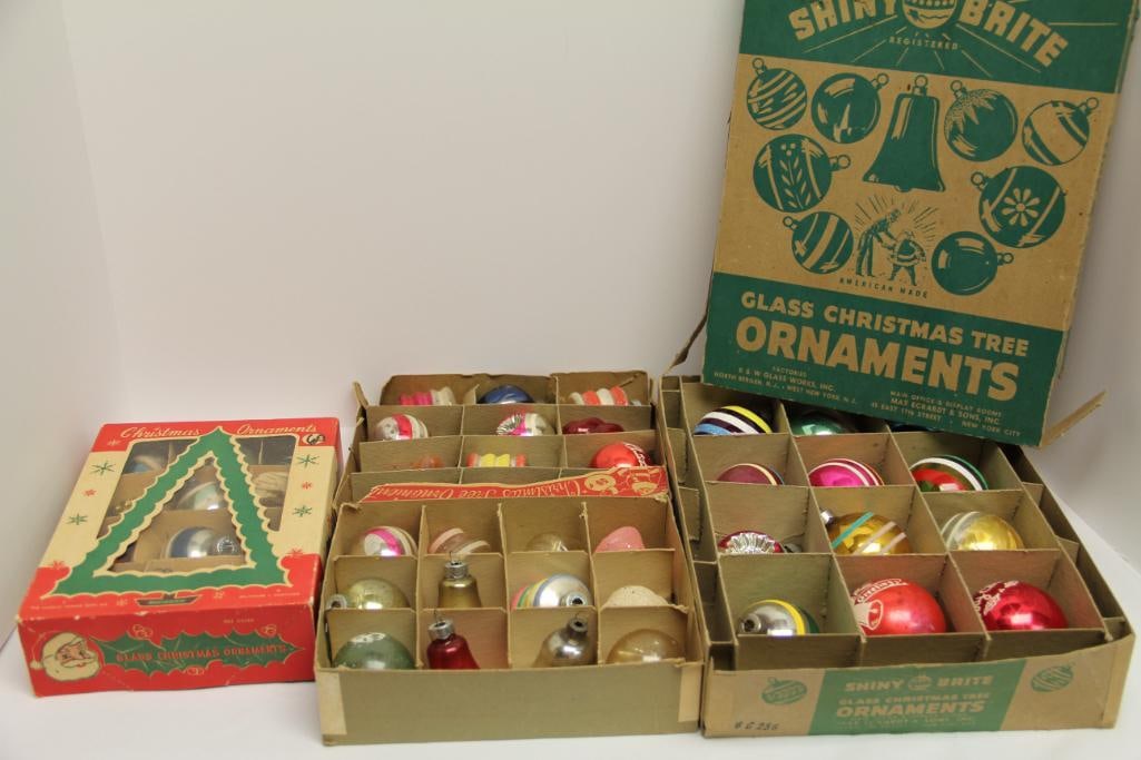 Lot of 48 Vintage Glass Blown Christmas Ornaments: Lot of 48 Vintage Glass Blown Christmas Ornaments. original boxes. See photos. Approx. range of sizes from 1" h to 3" h full size ornaments