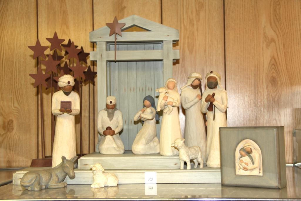 Willow Tree Navity Set including Cr?che, Mary with Baby Jesus , Joseph, Wisemen & Accessories (1 of 4)