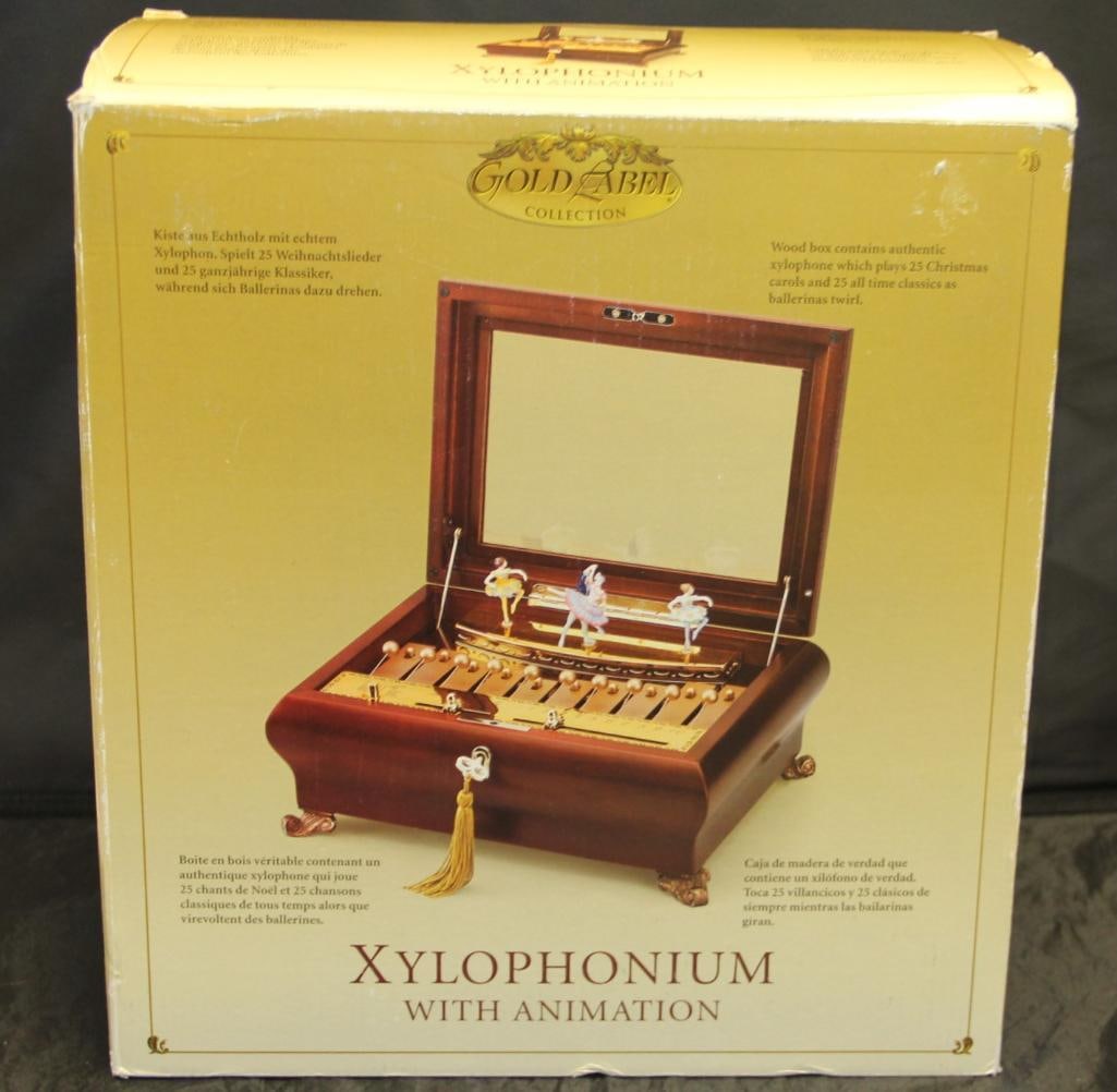 Vintage Wood Mr. Christmas Xylophonium With Animation Music Vintage Wood Mr. Christmas Xylophonium With Animation Music