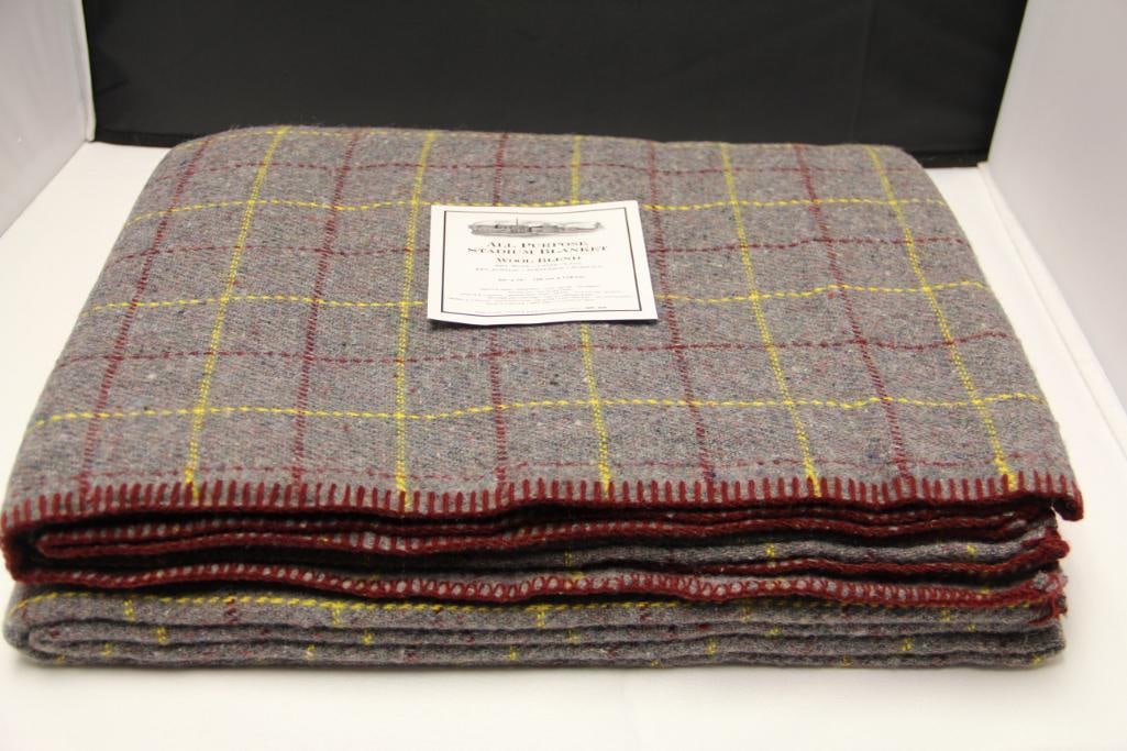 NEW Lot of 2 Wool Blend Stadium Blankets in original packages (1 of 4)