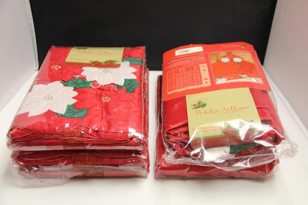 New in the Packages Lot of 5 Poinsettia Christmas Embroidered Tablecloths (1 of 4)