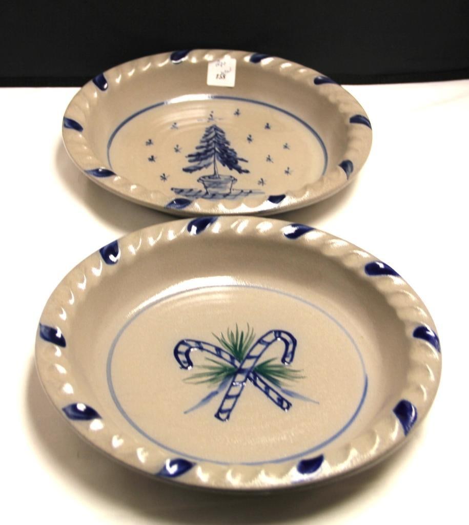 Lot of 2 NEW Rowe Pottery Works Holiday Christmas Pie Plates (1 of 3)