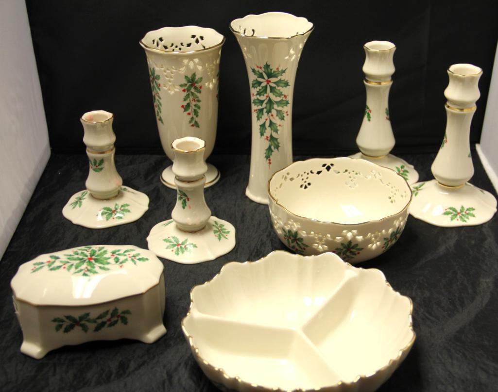Lot of 7 Lenox Holiday CHRISTMAS Assorted Tableware Pieces Candles, vases & more (1 of 5)