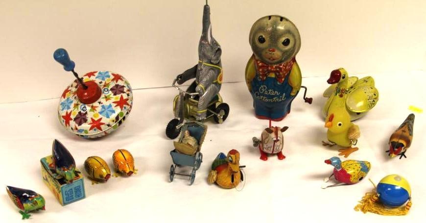 Antique & Vintage Tin Lithograph Wind-up toys- lot of 11 (1 of 3)