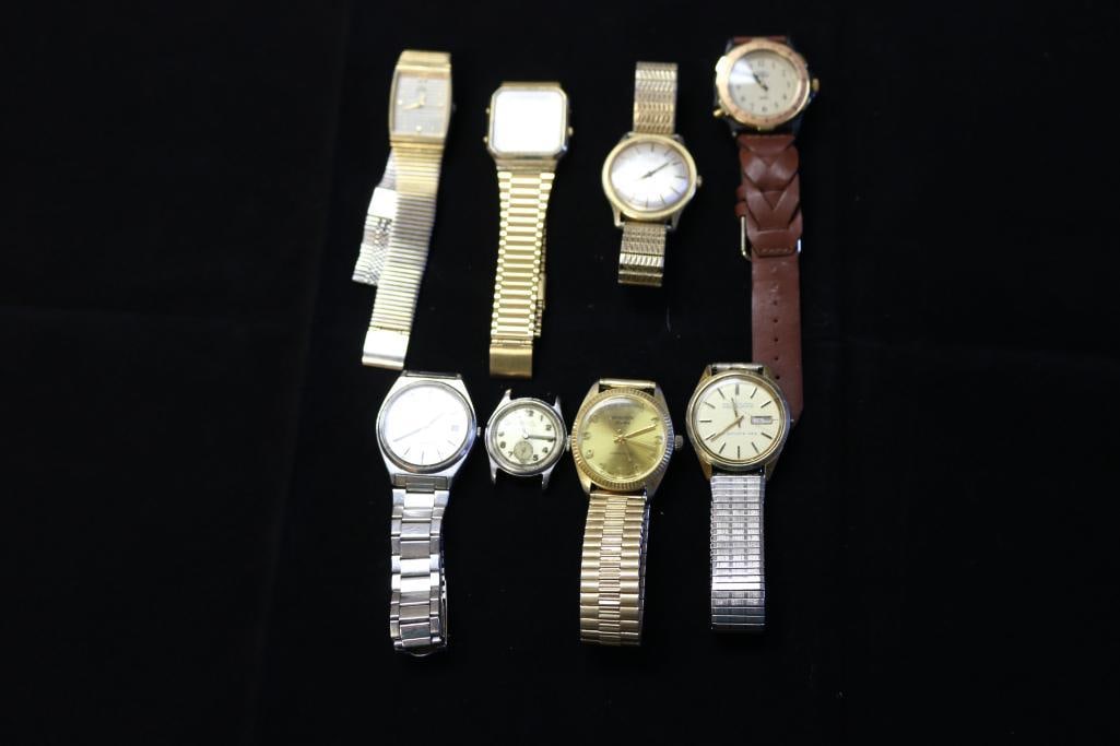 Large Lot of 8 mens Vintage Retro Costume Jewelry Watches  (1 of 7)