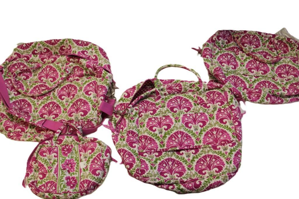 Lot of 4 LIKE NEW DESIGNER Vera Bradley 3 travel bags and accessory bag Julep (1 of 7)