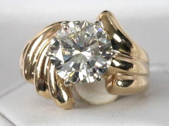 LUXURY ESTATE Ladies 14 kt gold 3.41 carat Brilliant cut Diamond Solitaire Engagement Ring
