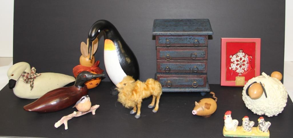 13 Piece Lot- Figurines and holiday items (1 of 2)