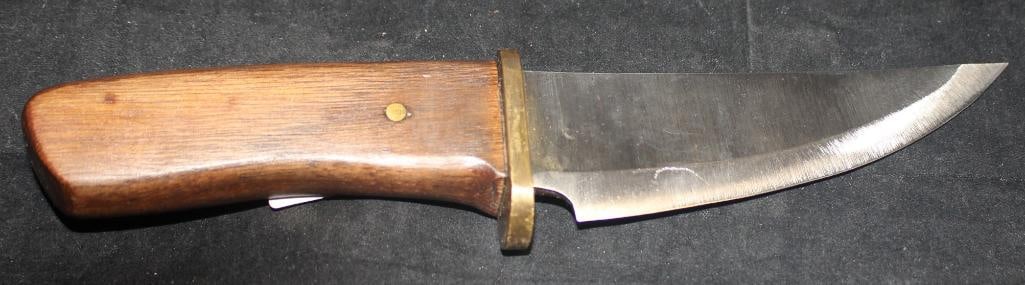 NEW Custom Handmade 10/95 High Carbon Steel Full Tang- Hunter Knife, brass and walnut (1 of 2)