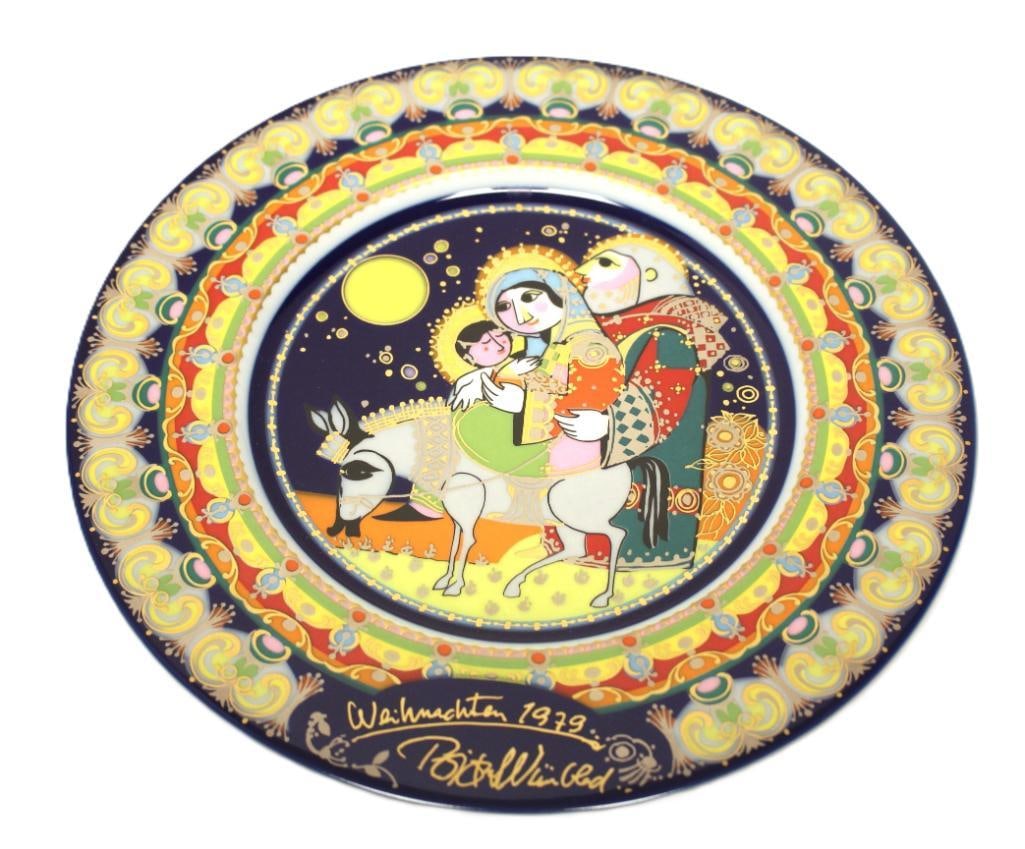 NEW Rosenthal limited edition signed Bjorn Wiinbald "Weihnachtsteller" 1979 Christmas plate: 11" diameter limited edition signed Bjorn Wiinbald "Weihnachtsteller" 1979 Christmas plate. Made in Germany.