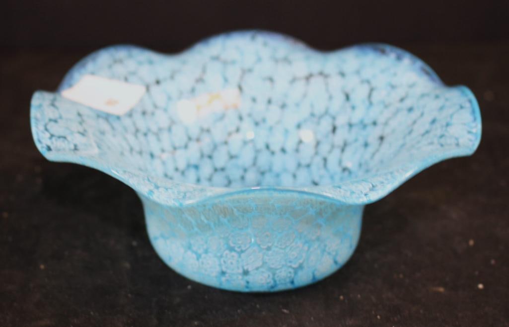 NEW Murano glass Blue/white round floral scalloped bowl. Made in Italy: 2" high, 6 1/2 diameter, Made in Italy