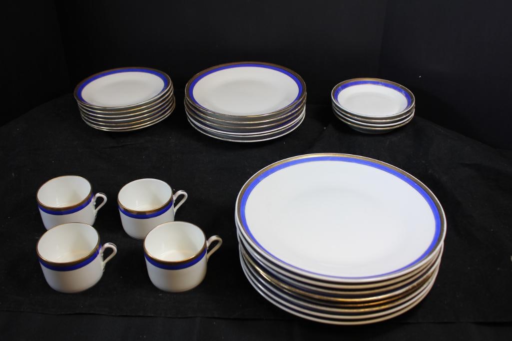 Estate Lot of 29  Richard Ginori White with Blue and Gold Trim China Dinnerware Set for 4 plus (1 of 4)