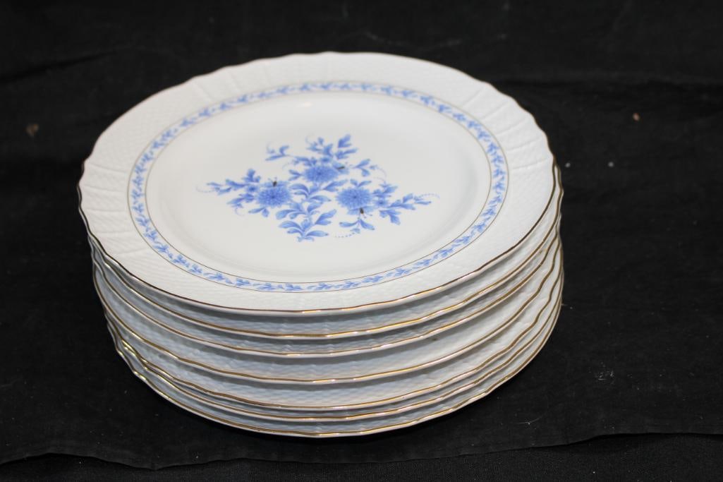 Set of 7 Royal Danube Blue Floral Dinner Plates: 9.5" in diameter