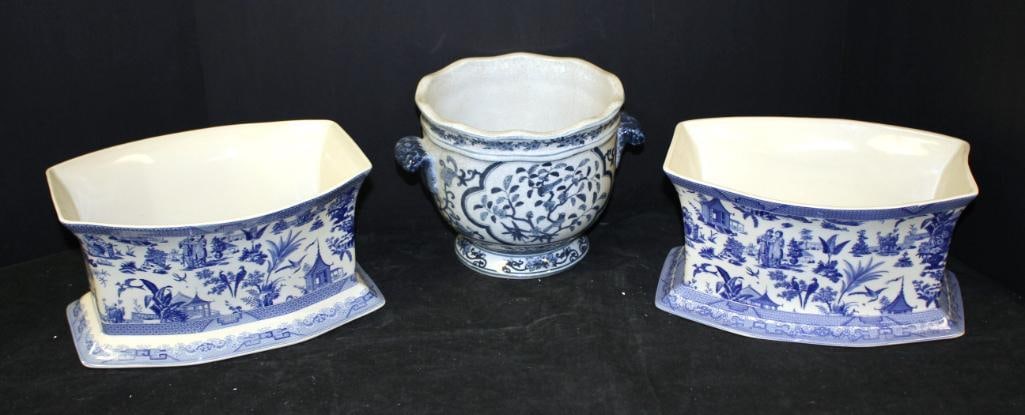 NEW lot of 3 Blue and White Decorative Planters (1 of 5)