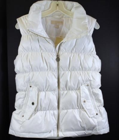 New with tags Michael Kors Ladies white Down Vest: Women's cream quilted down and nylon vest with detachable hood, size medium