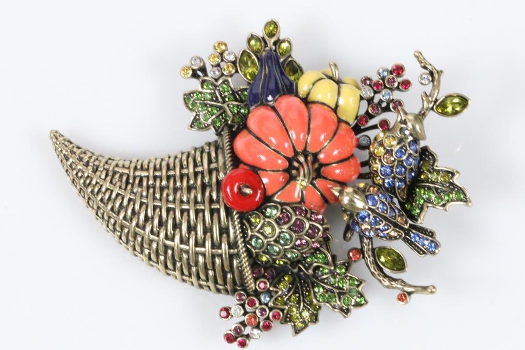 NEW Designer Heidi Daus  Fall thanksgiving cornucopia Brooch. (1 of 9)