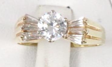 14KT Gold CZ Engagement Ring 5 grams. (1 of 9)