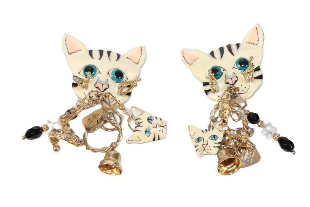 LUNCH AT THE RITZ 24 Kt gold plated Kitty cat Bells drop Clip earrings: MADE IN THE USA. Signed Lunch at the Ritz. Adorable large cat face with a smaller kitty cat dangling with heart and bell and swirls of crystals. Measure 1.75" wide x 3" long.