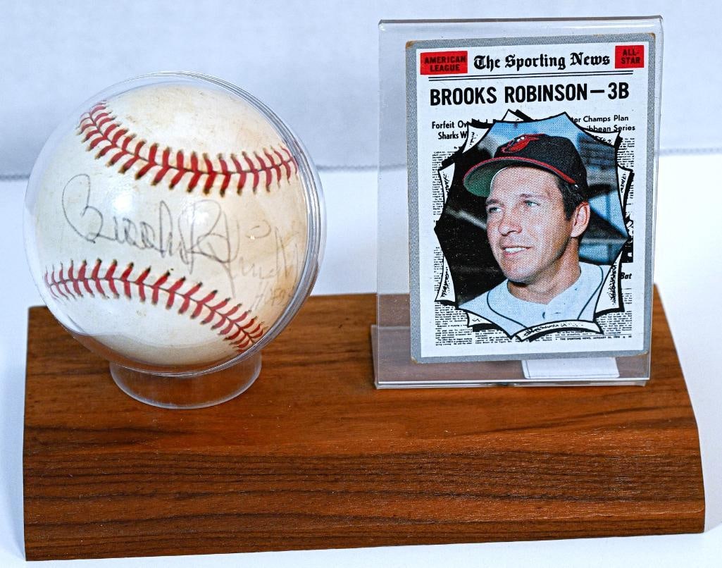 Brooks Robinson HOF 83 Baltimore Orioles Autographed Baseball on Stand with Card - Black Ink - HOF (1 of 11)