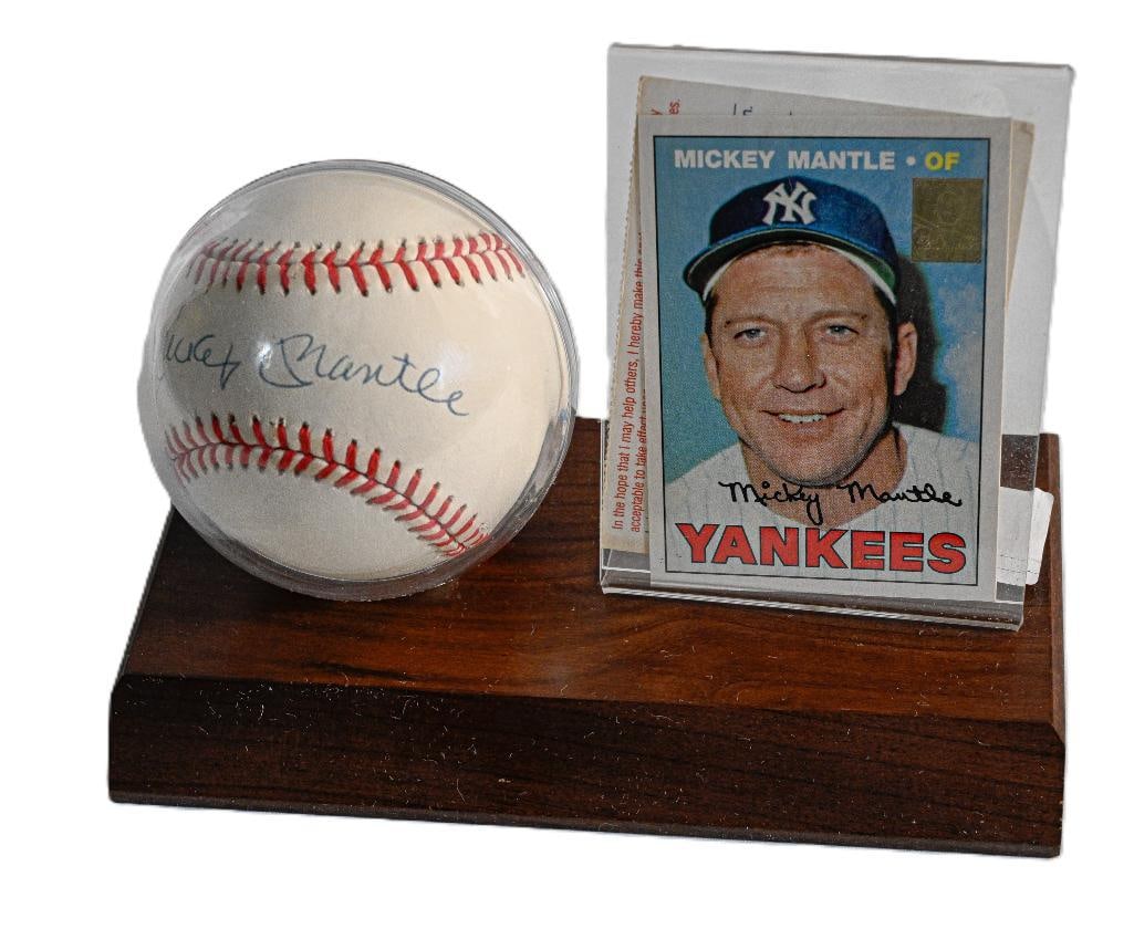 Mickey Mantle New York Yankees Autographed Baseball on Stand with Card - Blue Ink - Hall of Fame (1 of 10)