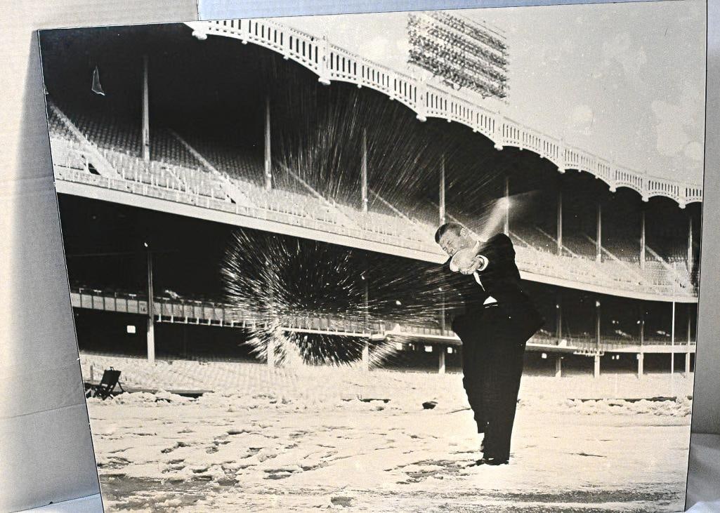 Mickey Mantle New York Yankees Mickey Mantle Hitting Snowball - Hall of Fame (1 of 4)