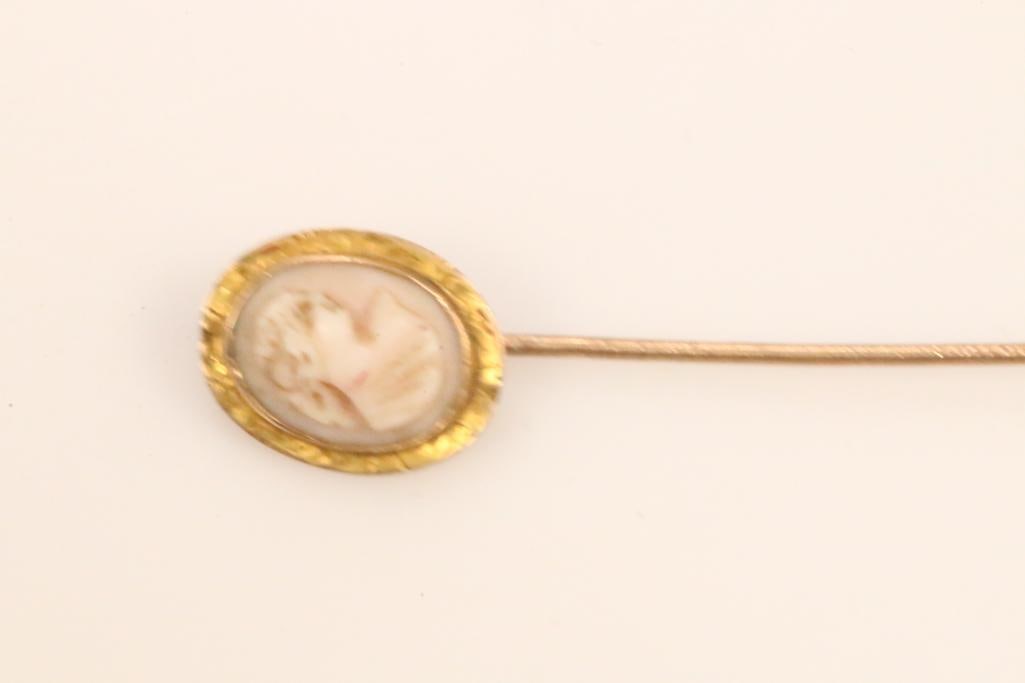 14 Kt Gold Cameo Stick pin 1.6 grams (1 of 5)