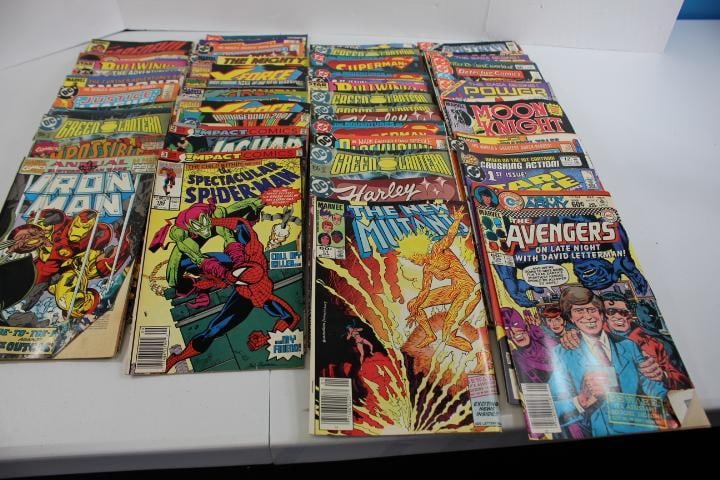 Lot of 100 Assorted DC & Marvel Comic Books from 80's & 90's, Including Harley Quinn, Green Lantern, (1 of 20)