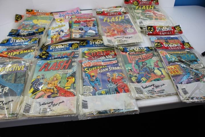 Lot of 75 Assorted DC & Marvel Comic Books from 80's & 90's, including The Flash, Green Arrow, and o (1 of 20)