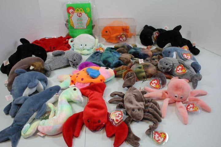 Lot of 20 assorted sea creatures themed TY Beanie Babies, Pinchers, Slippery, & others, w/ original (1 of 14)