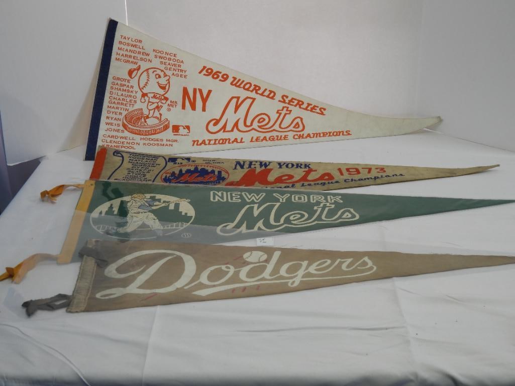 Lot of 4 vintage felt Pennants, NY Mets & Dodgers: 30" long. Minor wear due to age. NY Mets, Dodgers.