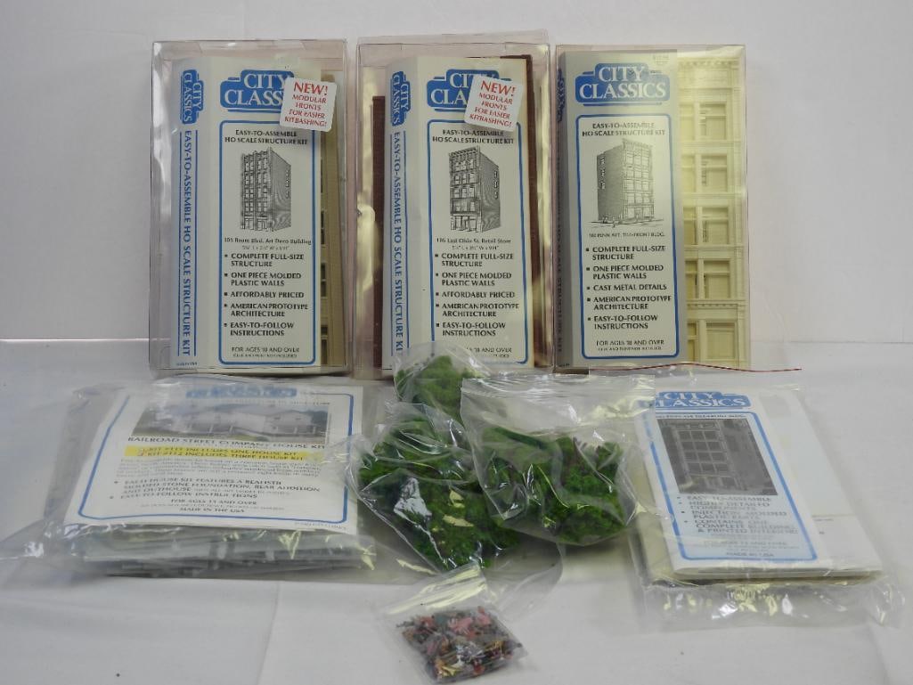 Lot of 8 City Classics American Architecture HO scale house building sets & trees. Many sealed in Bo (1 of 4)
