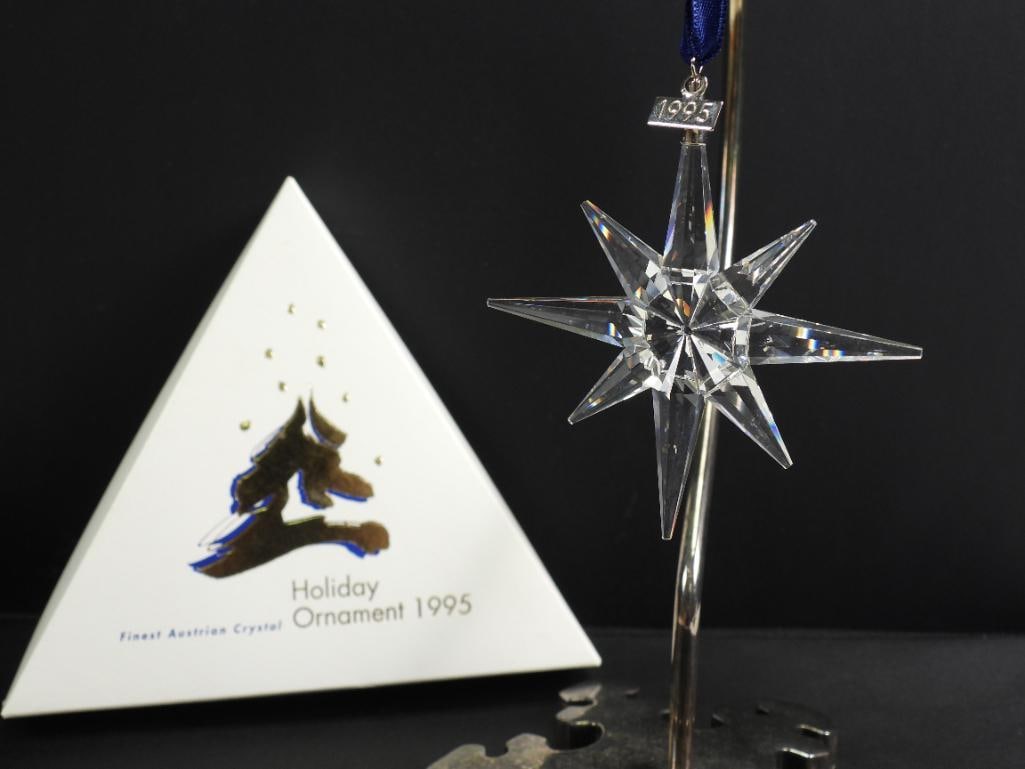 1995 Swarovski Crystal Ornament Annual snowflake ornament in the box (1 of 2)