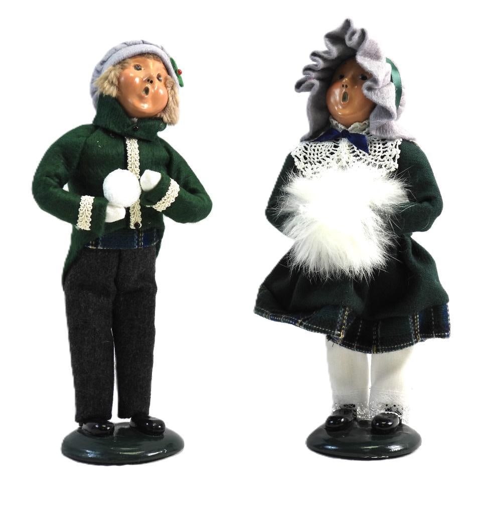 NEW Old stock Lot of 2 Byers Choice Ltd. Carolers, 1996: Lot of 2 handmade, SIGNED & NUMBERED Victorian caroling couple, girl 9.25", boy 9.5"