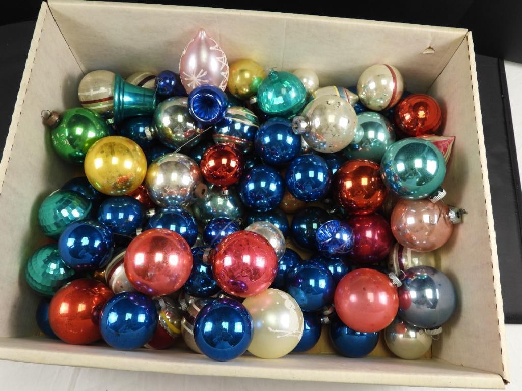 Large Lot of glass vintage Christmas Glass Ornaments: Massive lot of vintage glass ornaments including some mercury glass